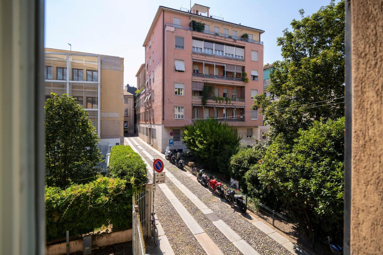 Residenza Cornaggia Apartment Милано Екстериор снимка