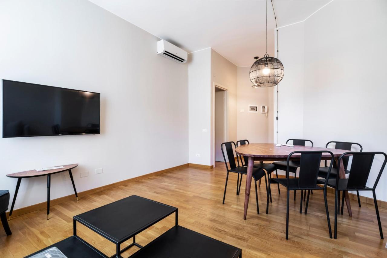 Residenza Cornaggia Apartment Милано Екстериор снимка