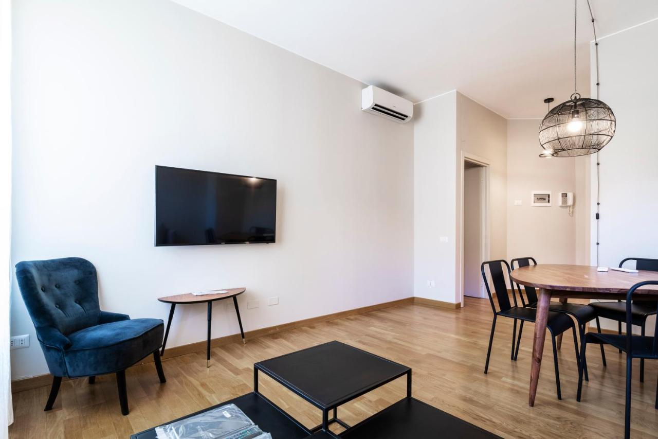 Residenza Cornaggia Apartment Милано Екстериор снимка