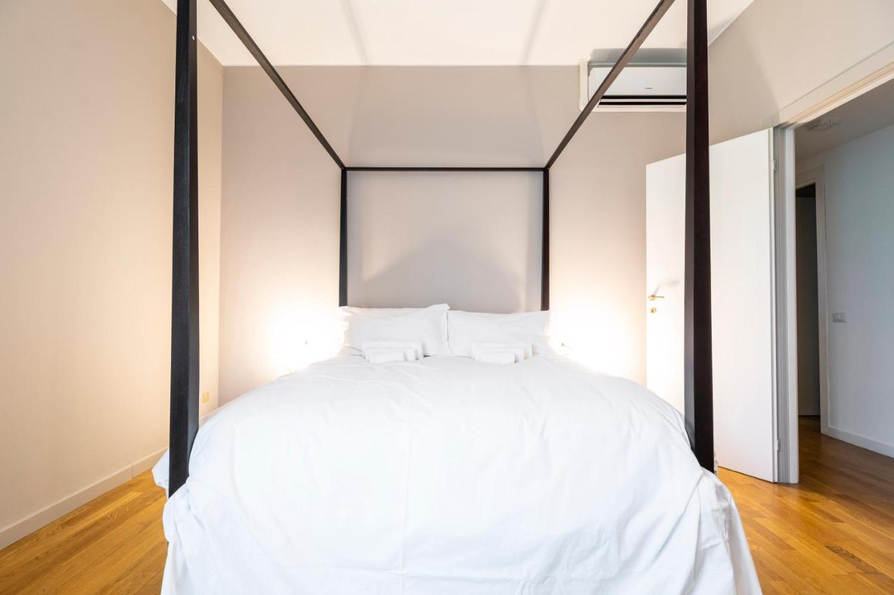 Residenza Cornaggia Apartment Милано Екстериор снимка