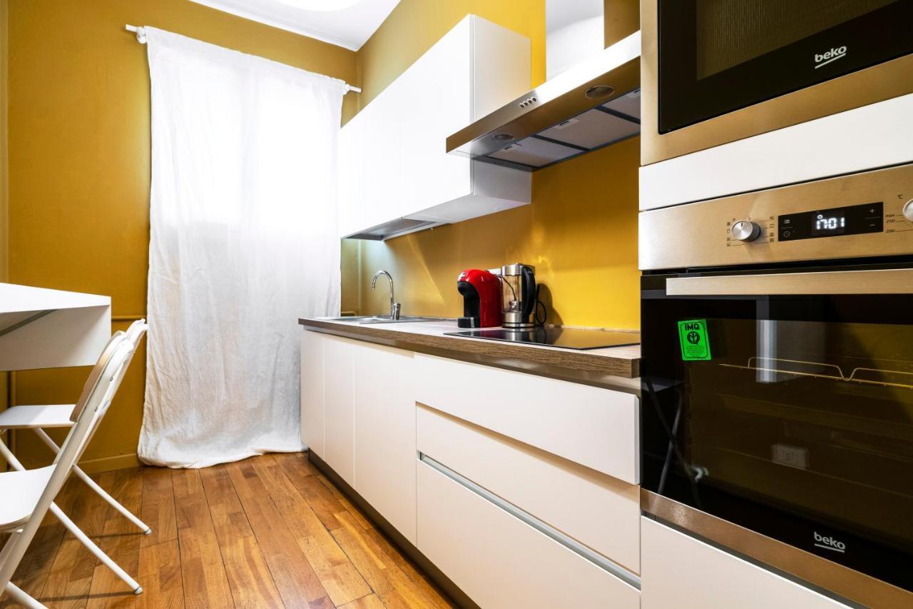 Residenza Cornaggia Apartment Милано Екстериор снимка