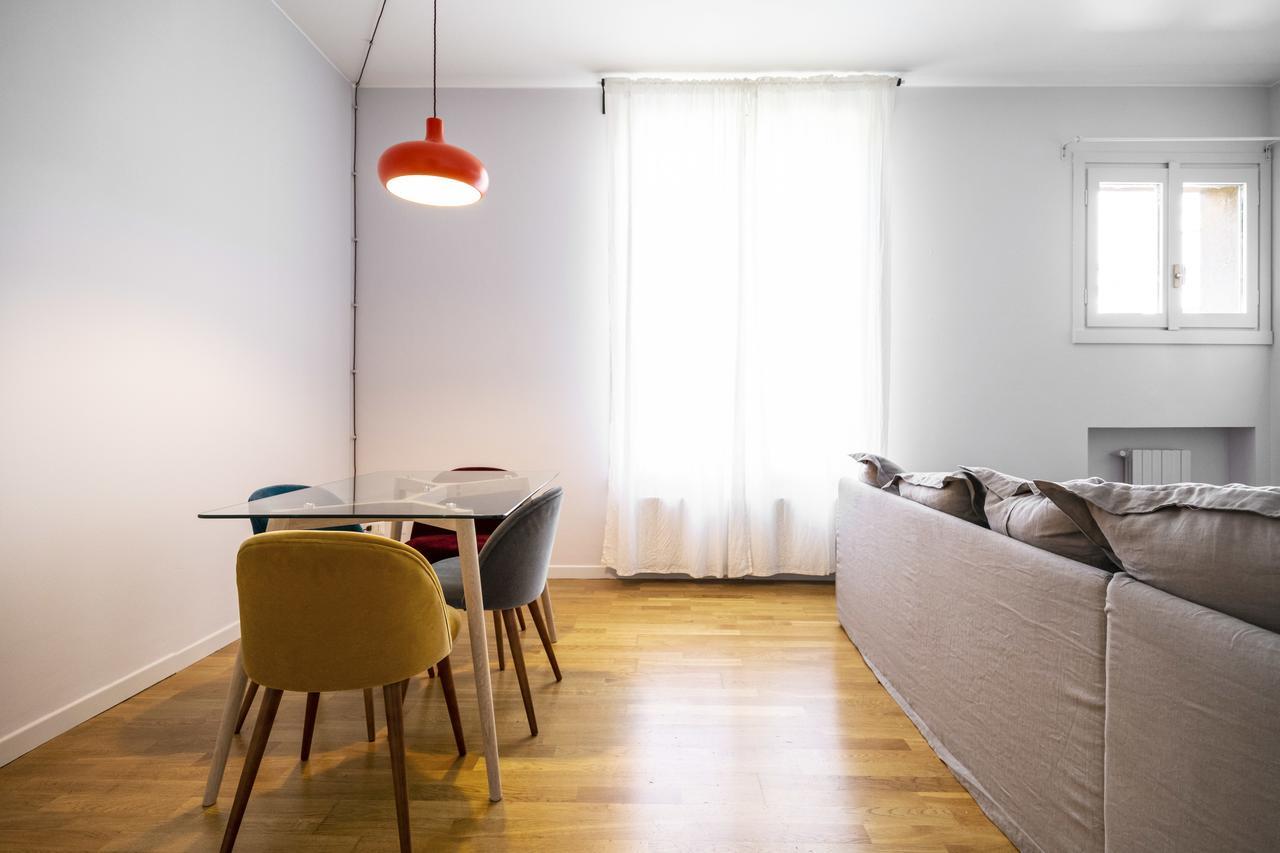 Residenza Cornaggia Apartment Милано Екстериор снимка