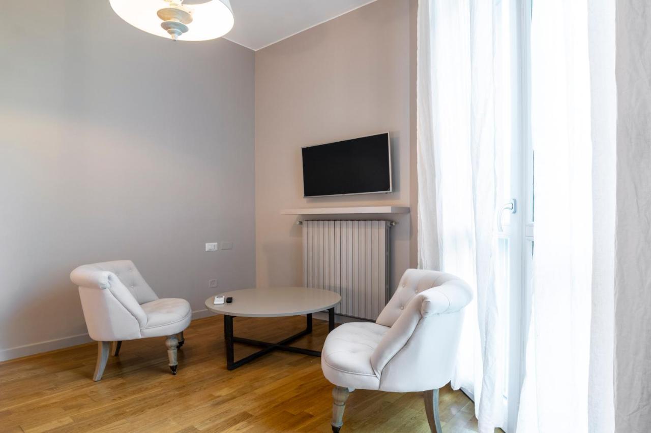 Residenza Cornaggia Apartment Милано Екстериор снимка